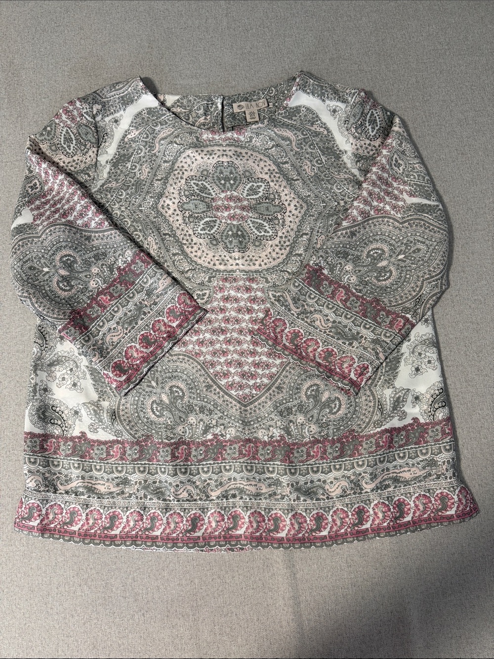 Lila Rose Women's Multi Print Boatneck Top in Gray and Dusty Pink SZS - Picture 14 of 14